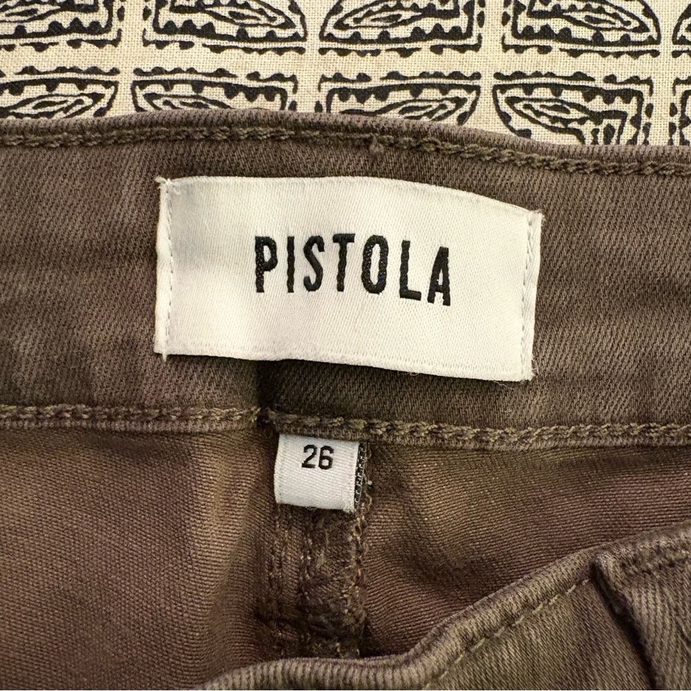 PISTOLA Olive Camo Cargo Booty Shorts size 26 - Picture 6 of 9